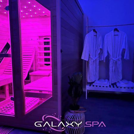 Galaxy Spa - Suite Venus Jacuzzi Et Sauna Privatif Champigneulles Екстериор снимка